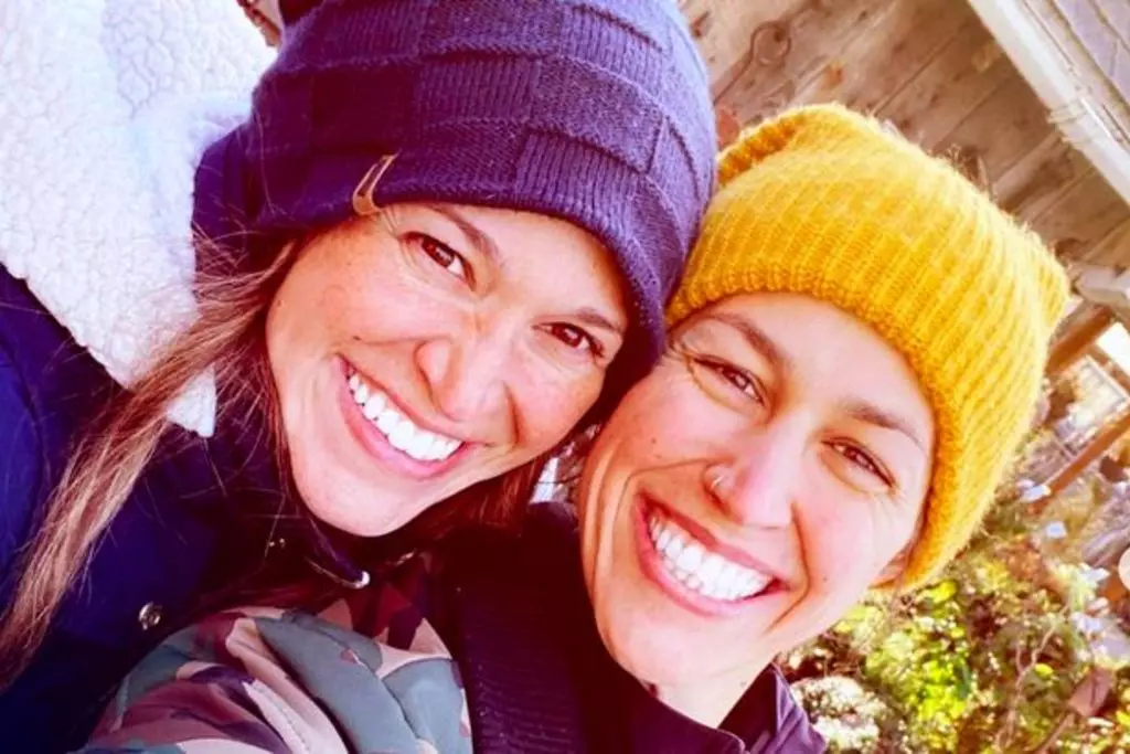 Kocasına doğum gününde üçlü ilişki hediye edince lezbiyen olduğunu fark etti