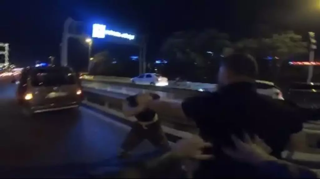 Şişli'de trafikte dehşet anları!