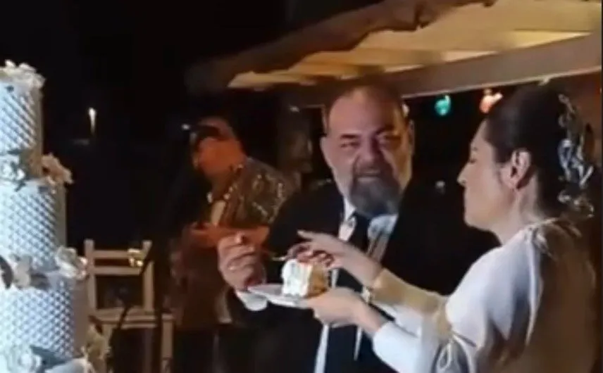 Papazının yasak aşkı kliseyi karıştırdı