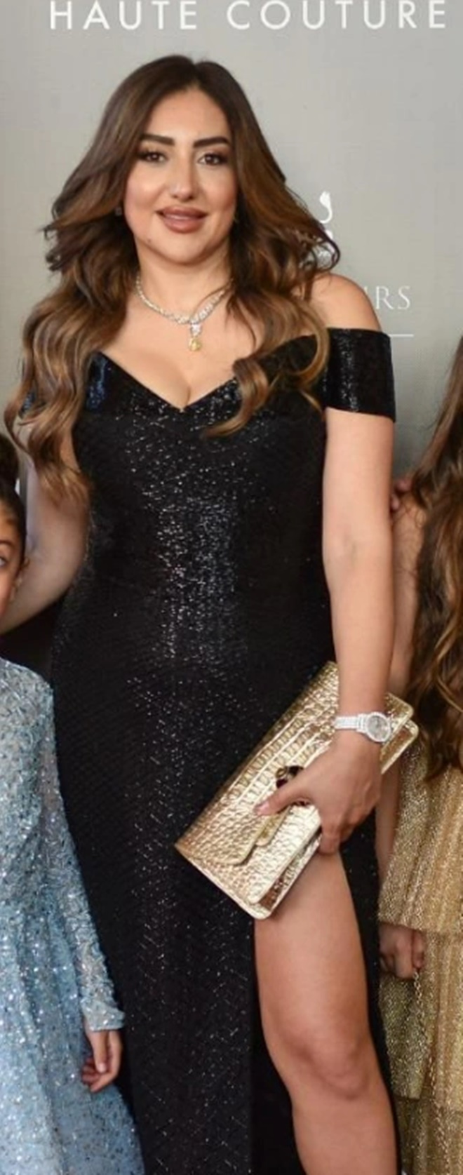 Özge Falyalı'nın Para Ağı: Yasa Dışı Bahis ve Kripto İşlemleriyle Gelen Milyarlar