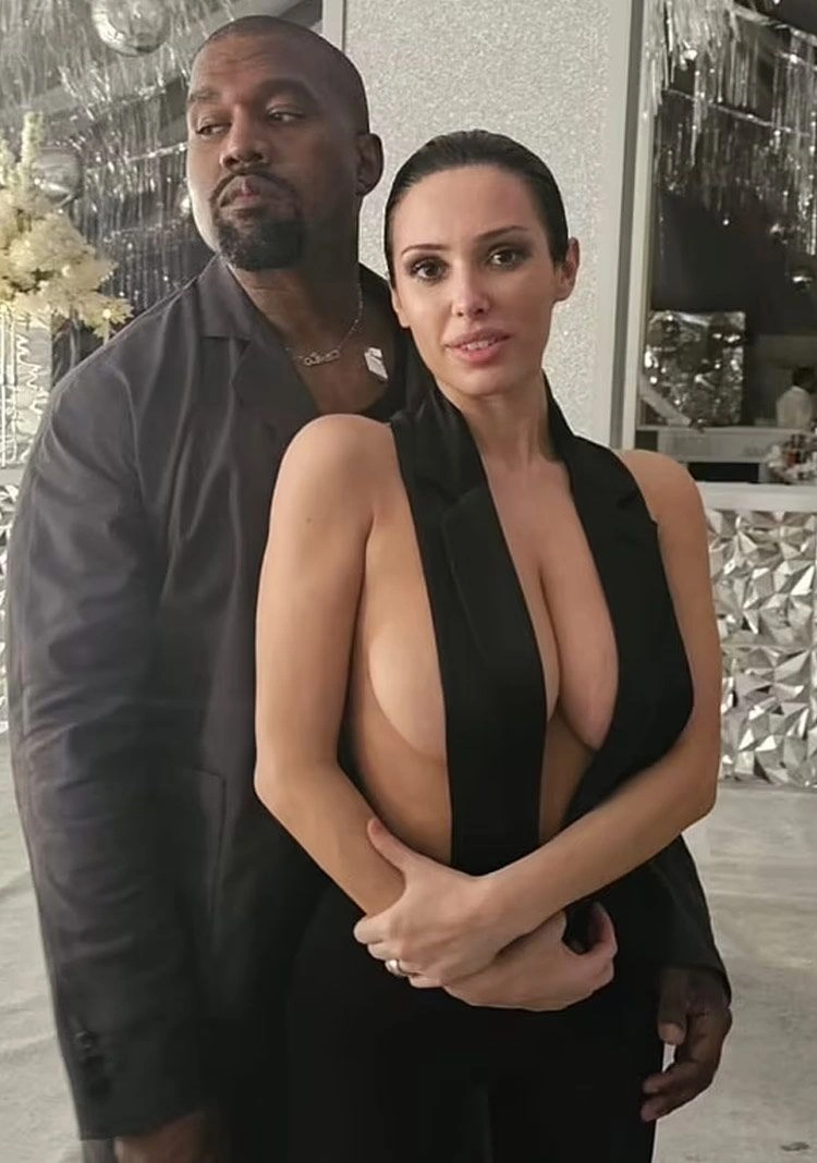 Kanye West haddini aştı: Paylaşımı silmek zorunda kaldı