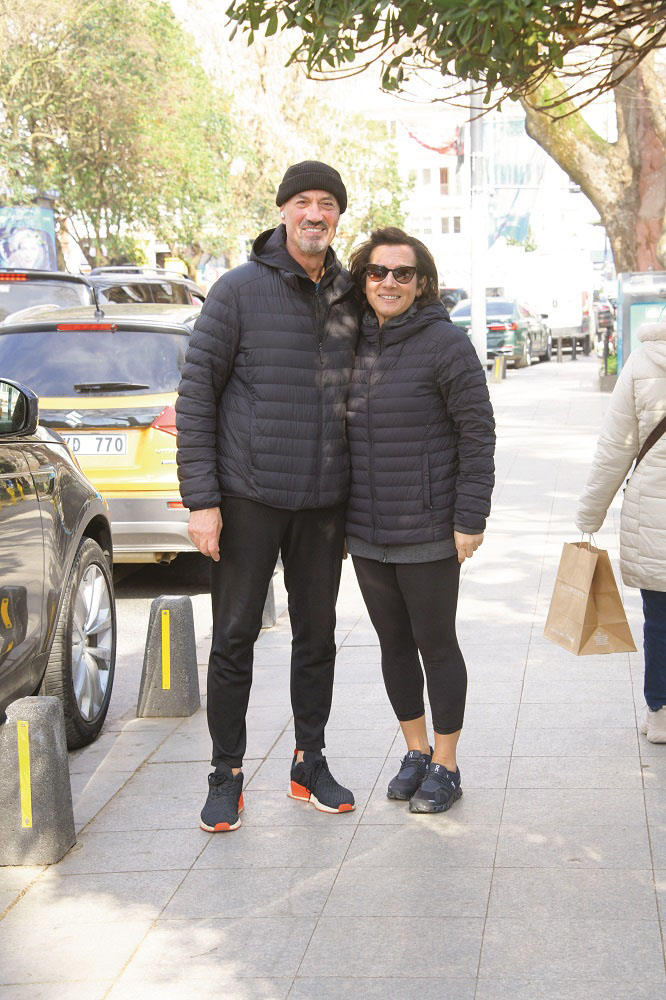 BEBEK SAHİLİNDE YÜRÜYÜŞ YAPTILAR