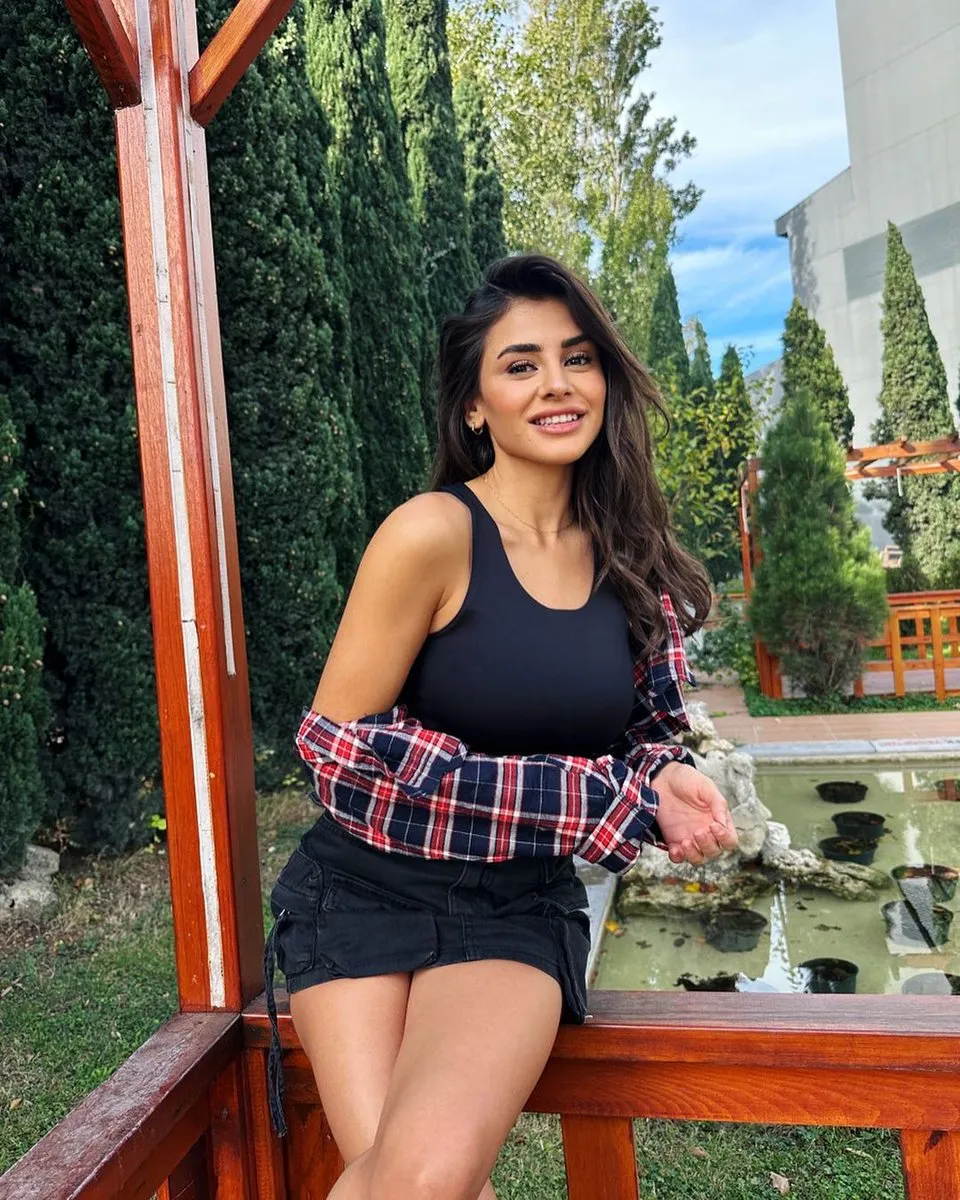Gönül Dağı'nın Asuman'ı Hazal Çağlar'ı bir de Instagram da görün!