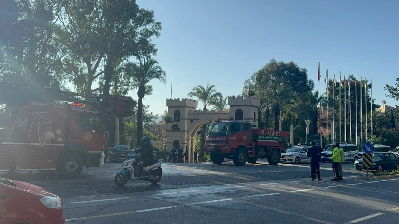 Marmaris’te 5 Yıldızlı Otelde Yangın Paniği: 680 Kişi Tahliye Edildi!