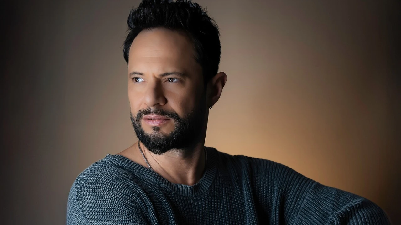 Özgün'den unutulmaz şarkıya yeni soluk