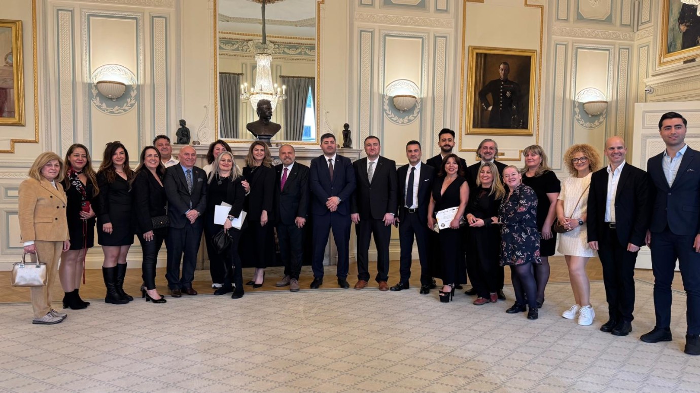 Adil Koçalan’ın Emeği Londra’da Taçlandı