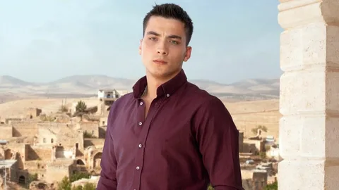 Uzak Şehir'in Kaya'sı Atakan Özkaya'dan 'aşka dair' sözler