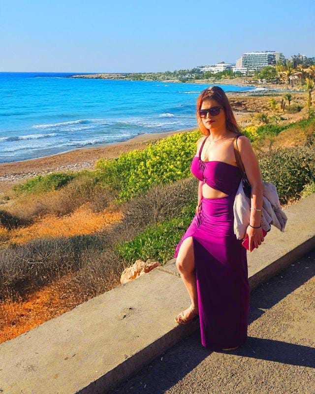 Gazetecilikten Ekranlara: Duygu Varlı Yeni Projeleriyle Gündeme Bomba Gibi Dönüyor!