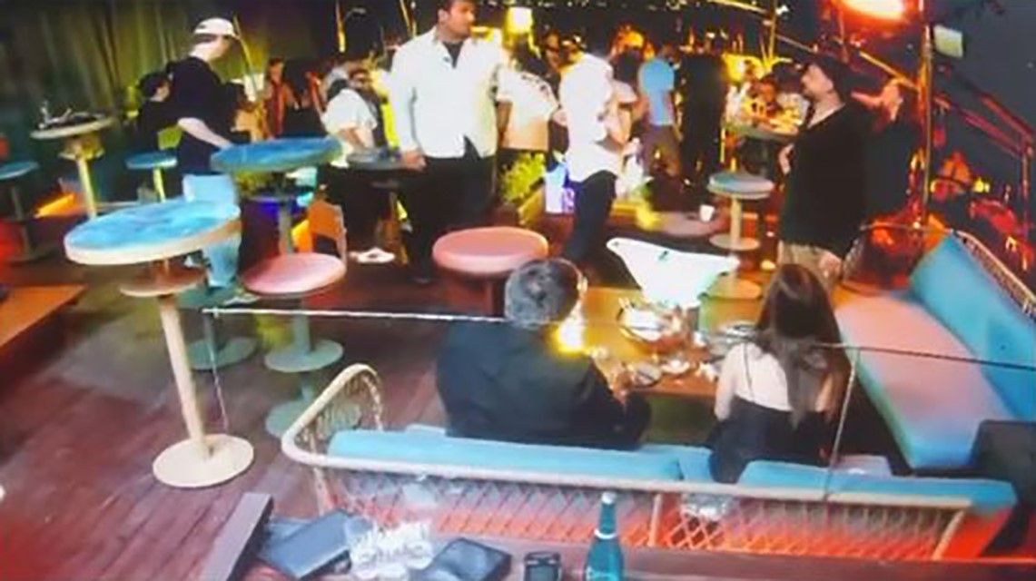 Beşiktaş’ta Otel Terasında Silahlı Çatışma