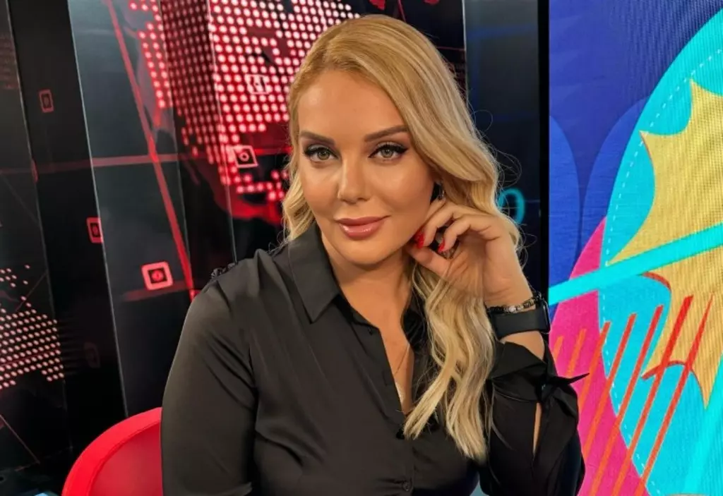 Kayahan’ın kızı Beste Açar boşanmadan yeni aşka yelken açtı! Dini nikah kıydı...