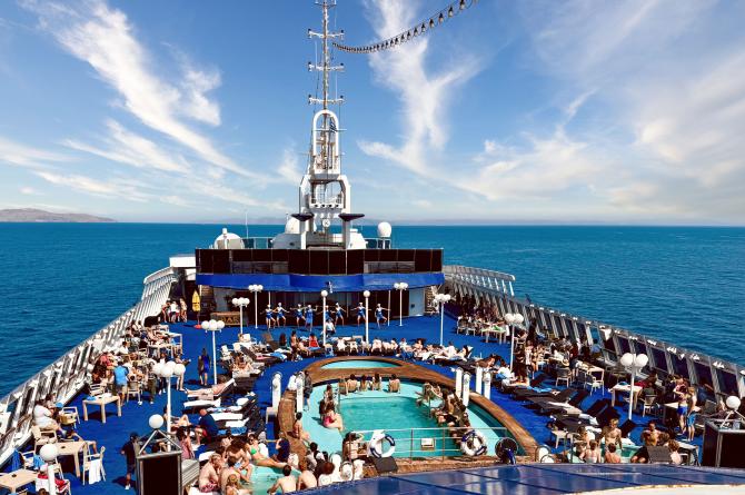 Vedat Uğurlu İmzası: Miray Cruises ile Deniz Üzerinde Sınırsız Eğlence