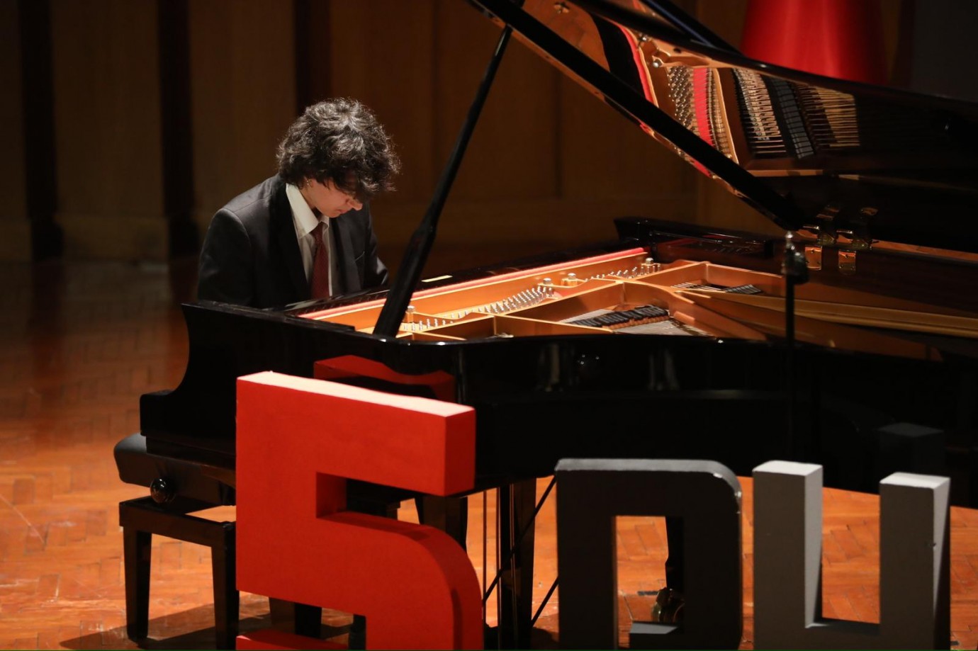 Genç Piyanist Pusat Saz İspanya’da Lisans Eğitimi İçin Destek Arıyor