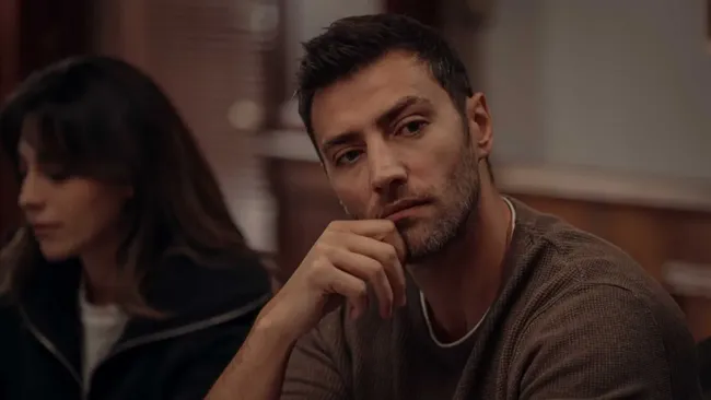 Ünlü oyuncu Piyasayı dolandırdı soluğu Bali’de aldı!