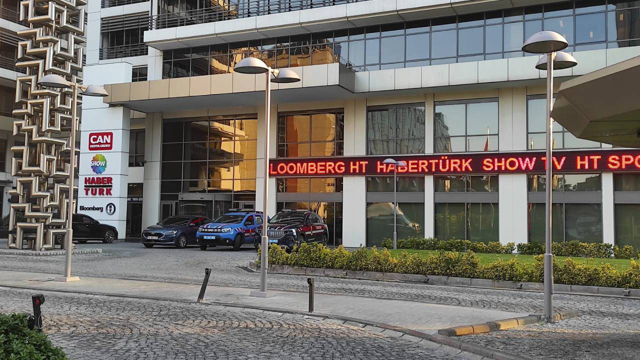 Şamil Tayyar: Çok sayıda kişi kendini paraladı