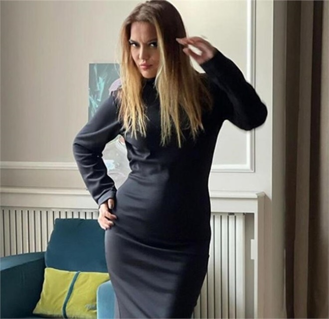Demet Akalın hamile mi? Açıkladı...