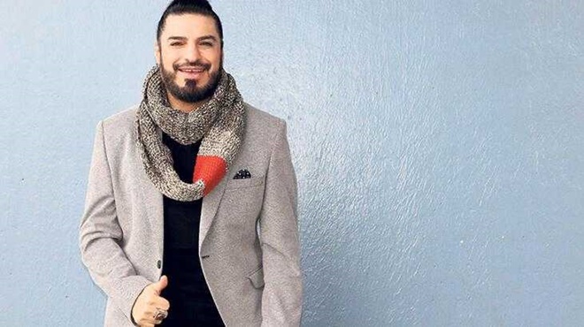 Şafak Sönmez'den anlamlı şarkı