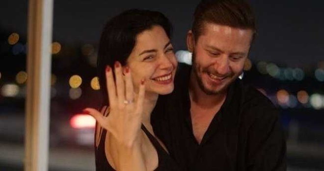 Merve Boluğur ve Mert Aydın boşandı