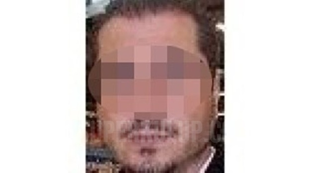 Alkol ve lüks hediyeler alarak müşteri bilgilerini sızdırdı