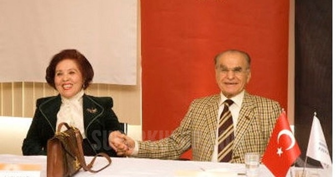 Ünlü holdingde 2 milyar dolarlık miras kavgası