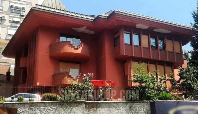 Genç kızlara tüp bebek merkezinde akıllara durgunluk veren tezgah!