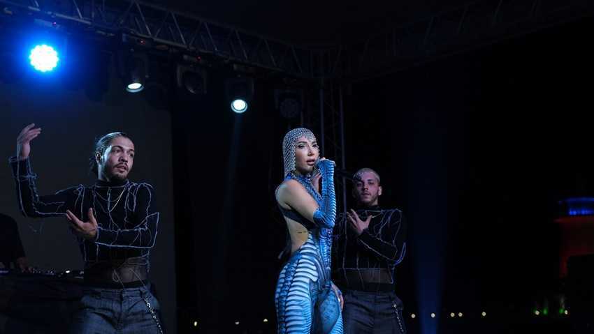 HANDE YENER'İN 