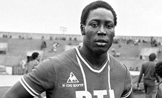 39 yıldır komada bulunan Fransız futbolcu Jean-Pierre Adams hayatını kaybetti