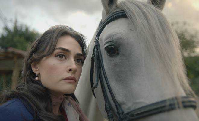 FOX’un yeni dizisi “Kanunsuz Topraklar”ın merakla beklenen ilk tanıtımı yayınlandı