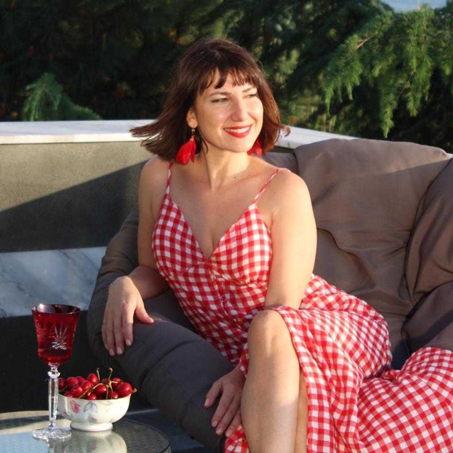 NEŞE SEÇİL'DEN EĞLENCELİ BİR YAZ ŞARKISI: PLAN