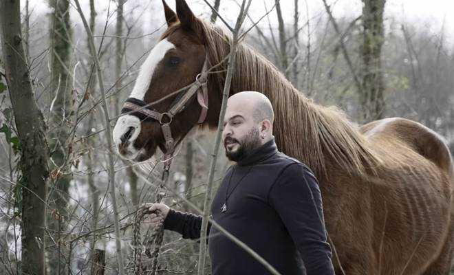 Yük Hayvanlarını Koruma ve Kurtarma Derneği'nin kurucusu Okan Oflaz youtube kanalı açtı