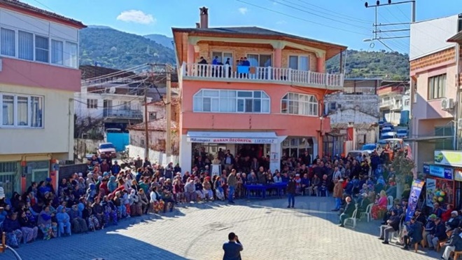 Aydın'da köylüler Zorlu Holding'e karşı