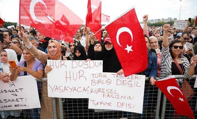 Aşı karşıtları bu kez İstanbul'dan sonra Ankara'da toplanacak