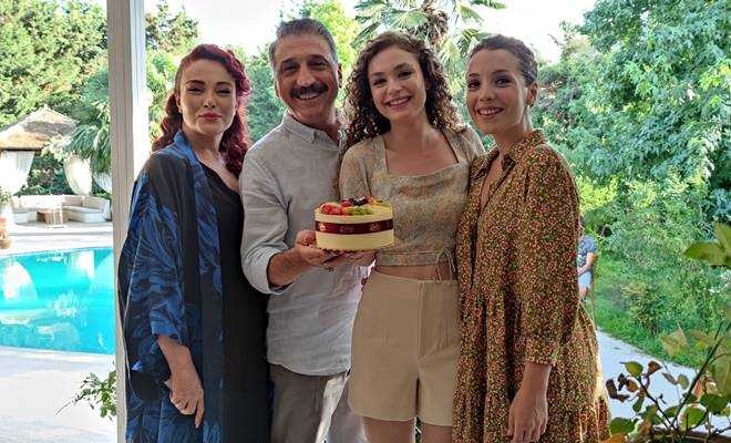 Aşkın Tarifi’nin oyuncu kadrosu belli oldu