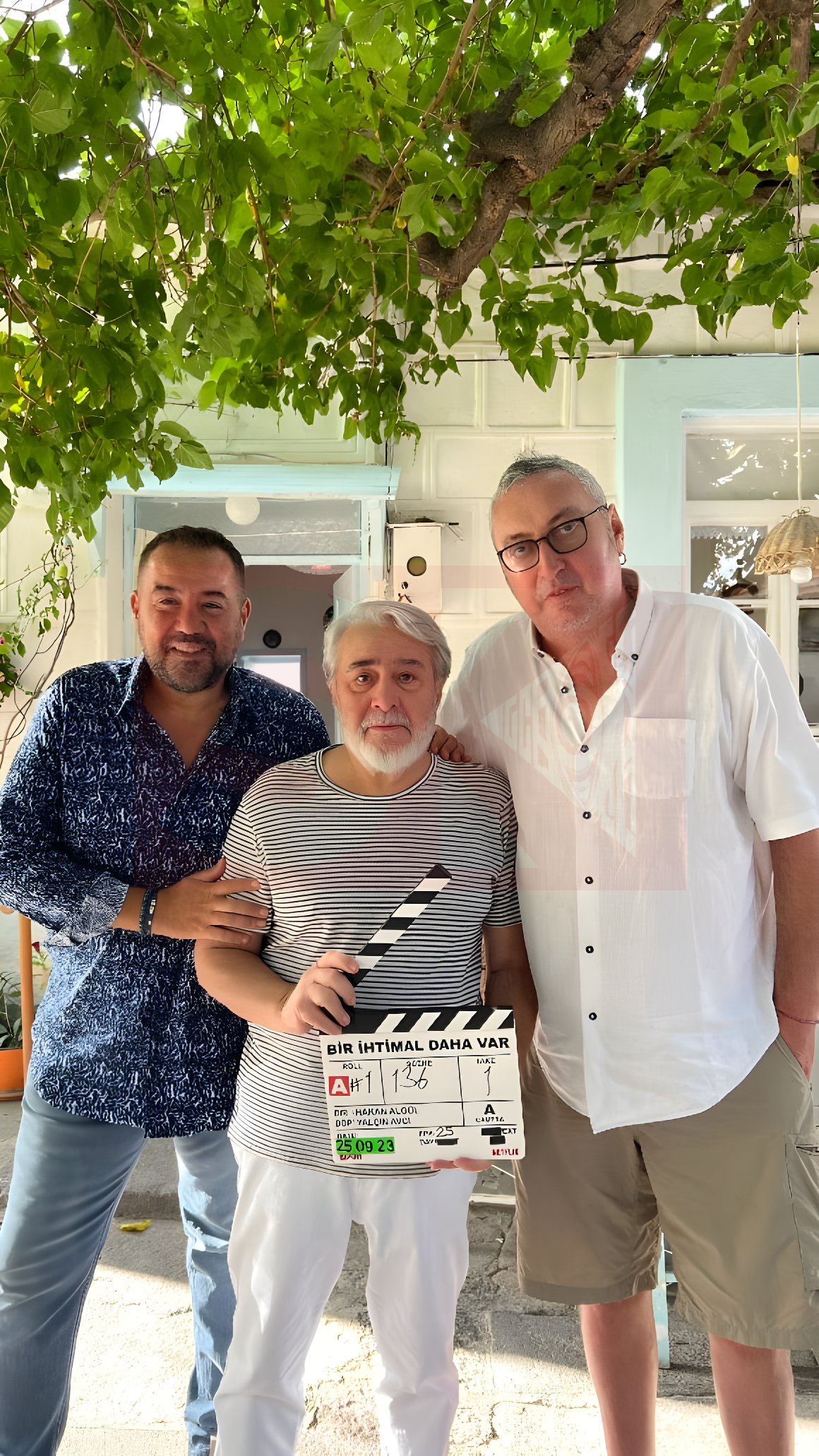 Ata Demirer yeni dizisi için sete çıktı