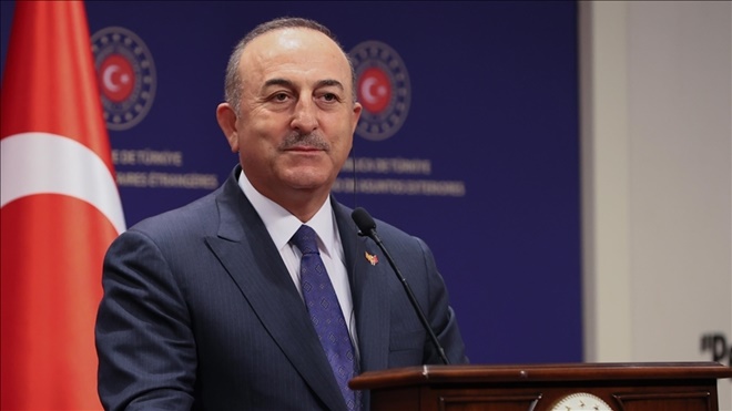 Bakan Çavuşoğlu, Almanya'da hayatını kaybeden Mevlüde Genç'in oğluyla görüştü