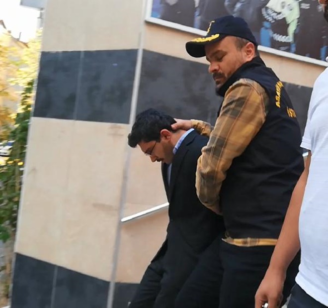 'Ben savcıyım' dedi: Yaptıkları pes dedirtti! 12 milyon lira dolandırdı!