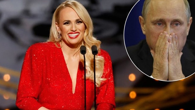 Canlı yayında Vladimir Putin'e olay el hareketi