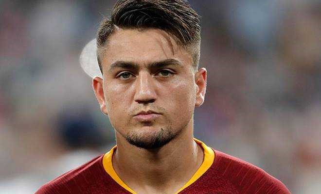Olympique Marsilya, milli futbolcu Cengiz Ünder'i kadrosuna kattığını duyurdu