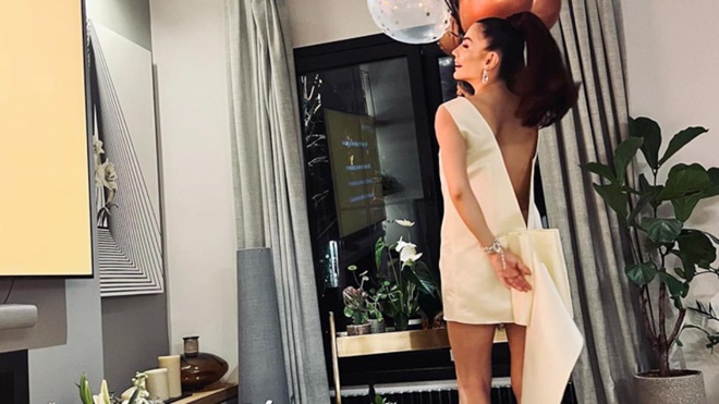 Doğum günü için kesenin ağzını açan Demet Özdemir, kombinine 113 bin TL ödedi