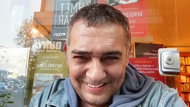 Gazeteci ve yazar Ahmet Tulgar hayatını kaybetti