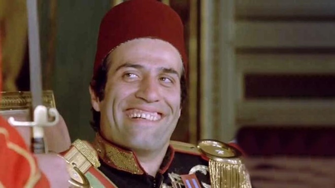 Gözleriniz dolu izleyeceksiniz! Kemal Sunal'ın daha önce görülmemiş videosu ortaya çıktı