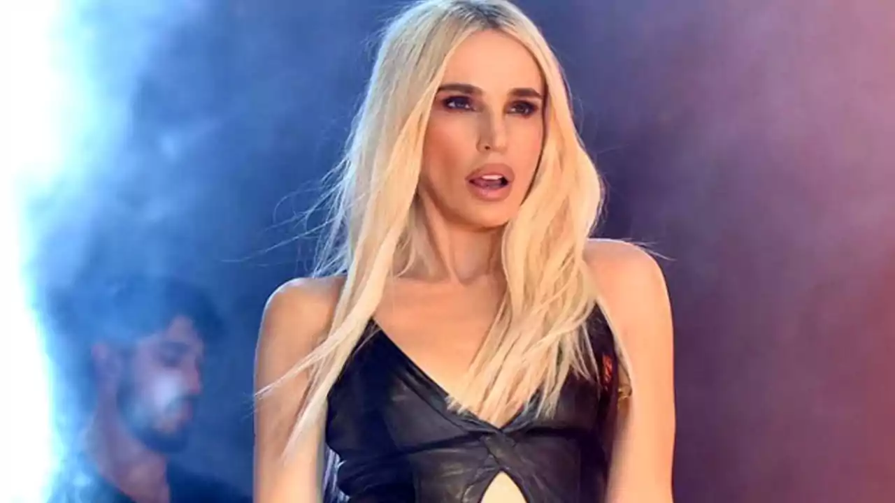 Son Dakika Şarkıcı Gülşen tutuklandı