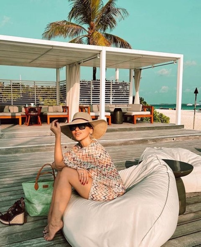 Hadise'nin Maldivler tatili!