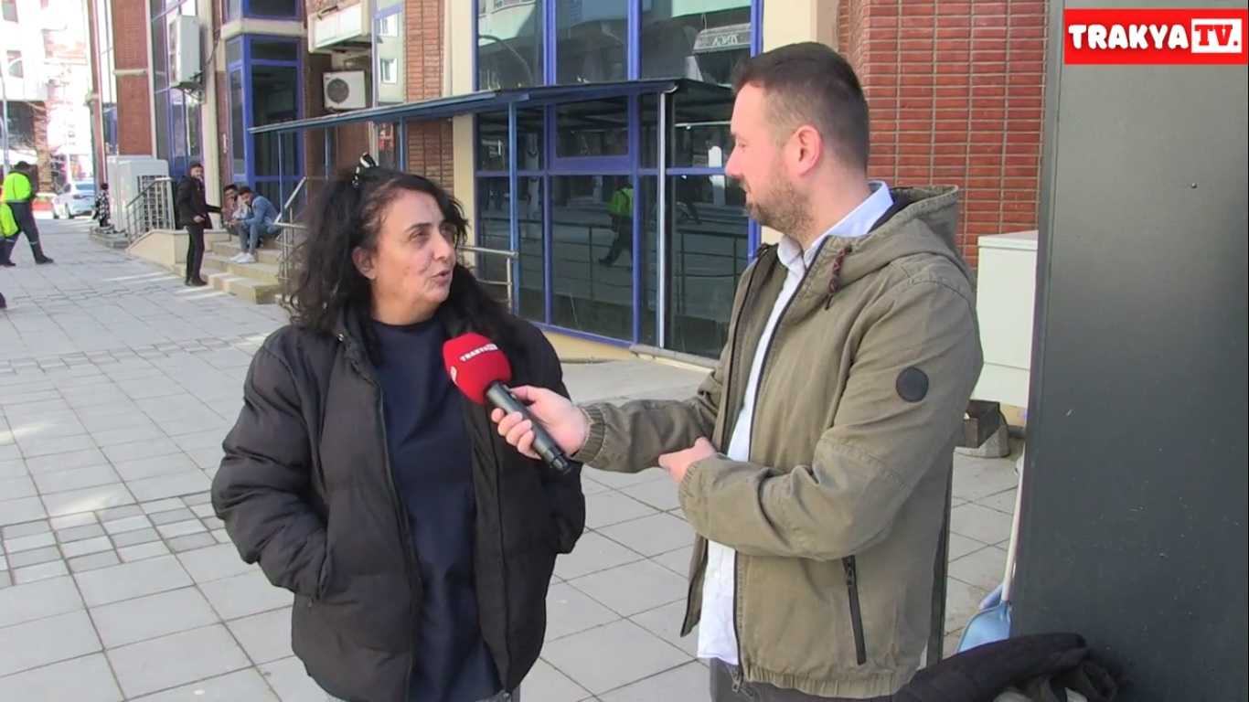 Hem Acil Servis Doktoru Hemde Müzisyen