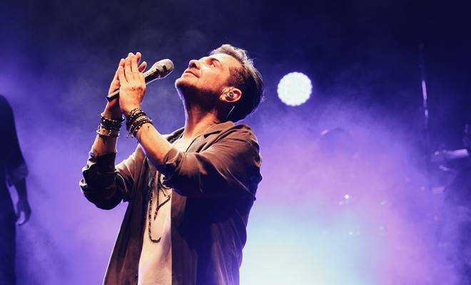 Kenan Doğulu'dan Bodrum Antik Tiyatro’da unutulmaz gece