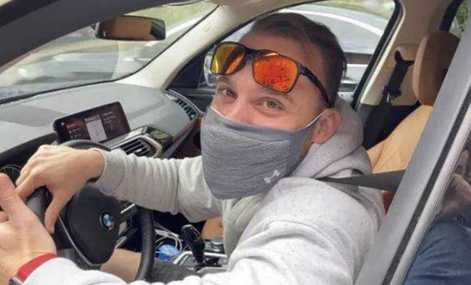 Kerem Bürsin, yıllar önce şoförlük yaptığını itiraf etti