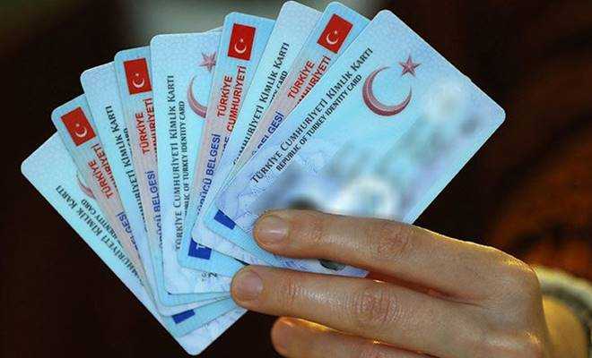 Kimlikler ücretsiz yenilenecek