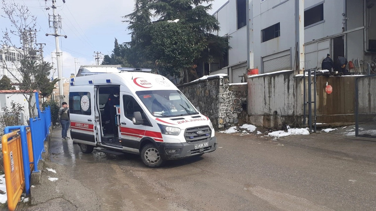 Kocaeli'de fabrikada patlama: Yaralılar var