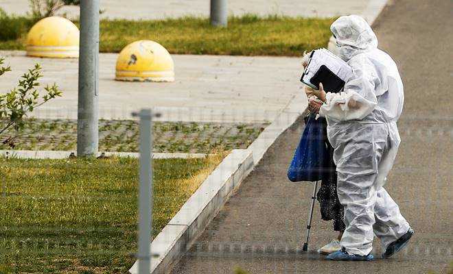Almanya iki doz Biontech aşısı yaptıranların ülkeye turistik ziyarette bulunabileceğini açıkladı