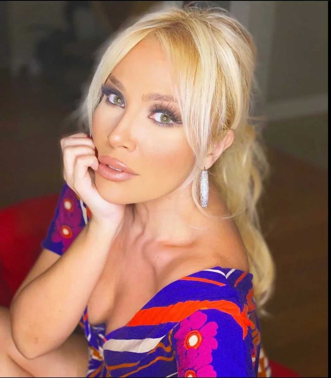 Lerzan Mutlu Bakü'de sahnede coşturdu