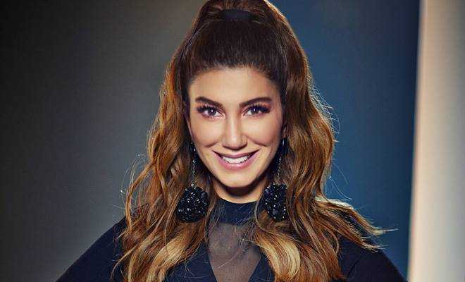 Instagram hesabı çalınan Nadide Sultan takipçilerini uyardı